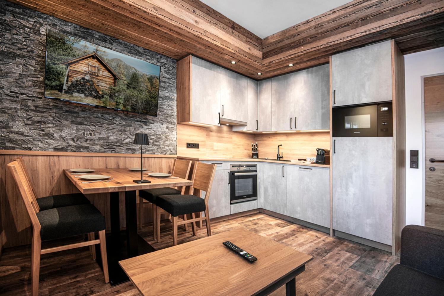 Alpinspa Zur Post Apartment - Bergbahn Von 16 Mai Bis November 2025 Inklusive Bad Gastein Eksteriør bilde